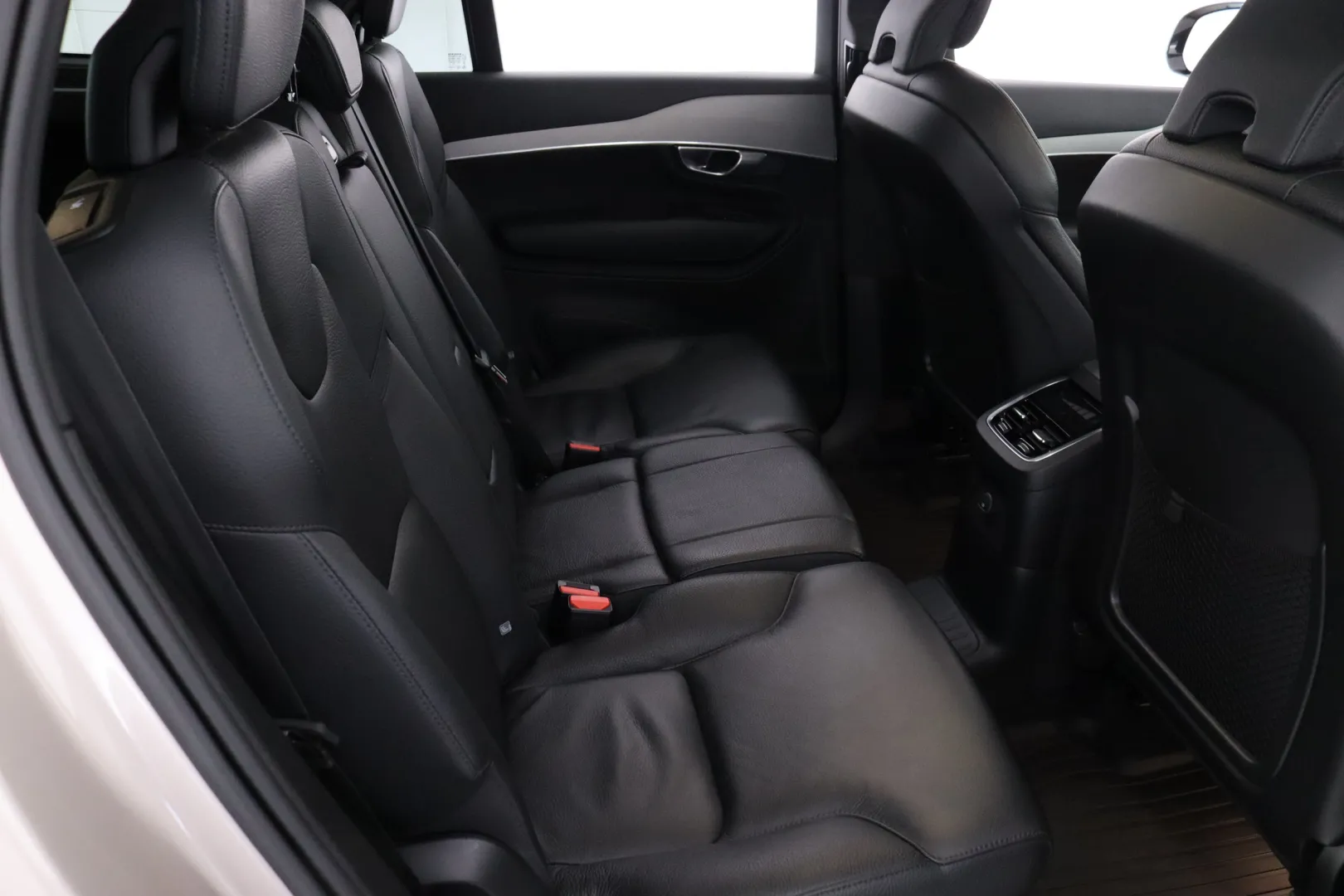 VOLVO XC90 MOR-296 carousel image