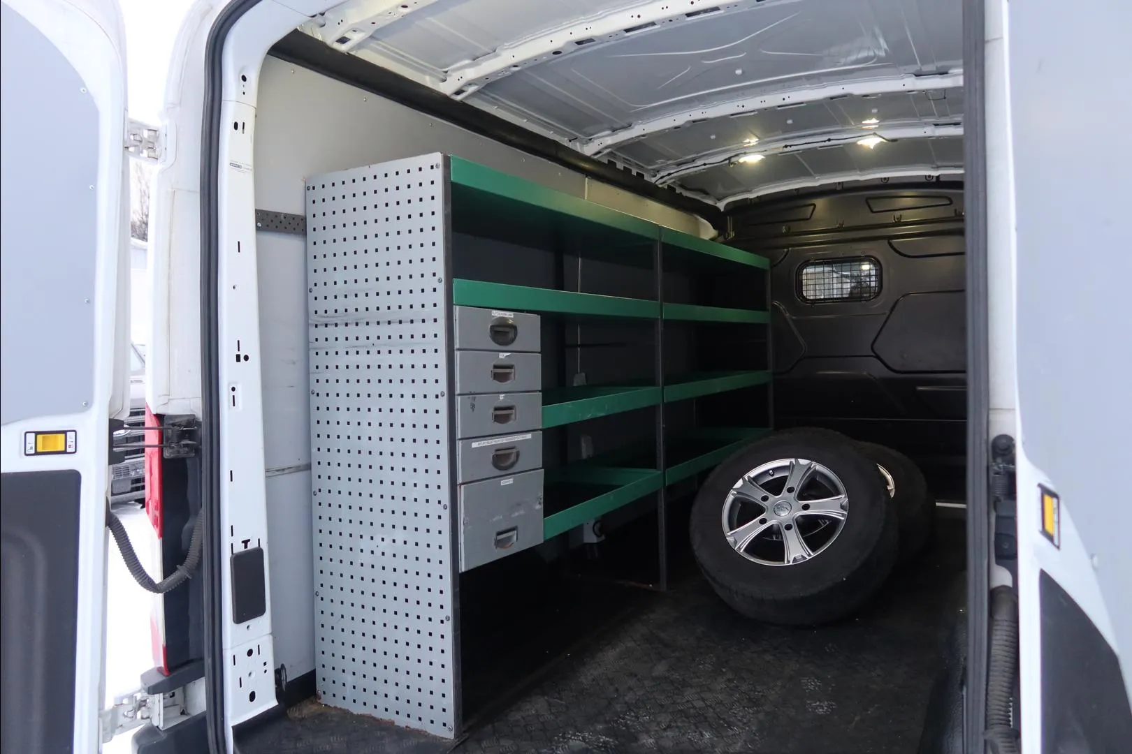 FORD Transit CSM-295 carousel image