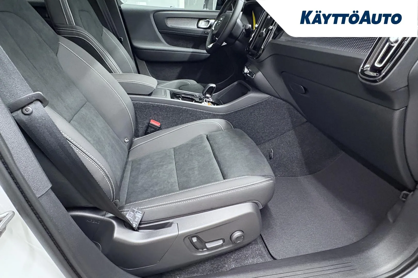 Volvo EC40 MRT-724 carousel image