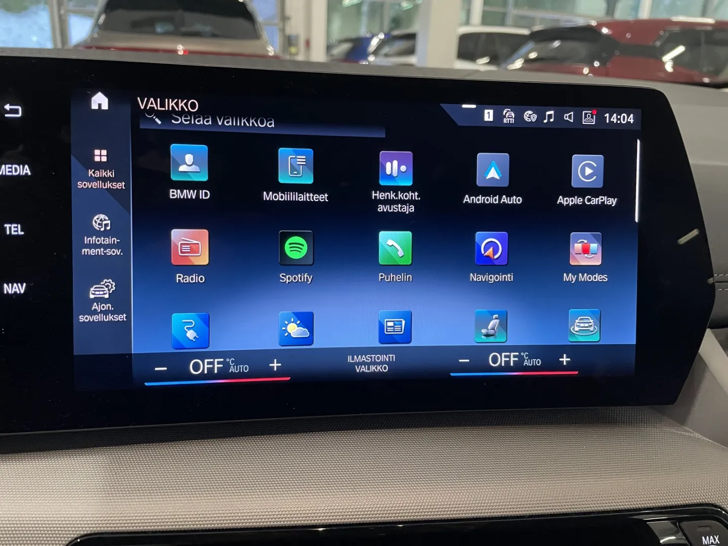 BMW 225 NNL-669 carousel image