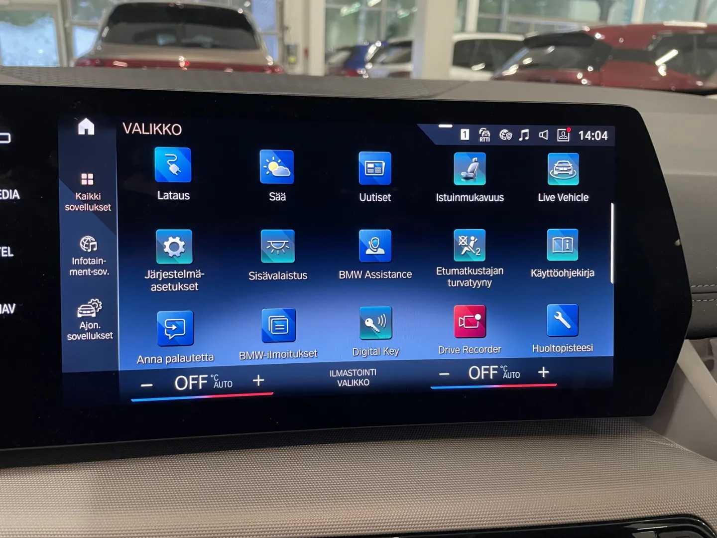 BMW 225 NNL-669 carousel image