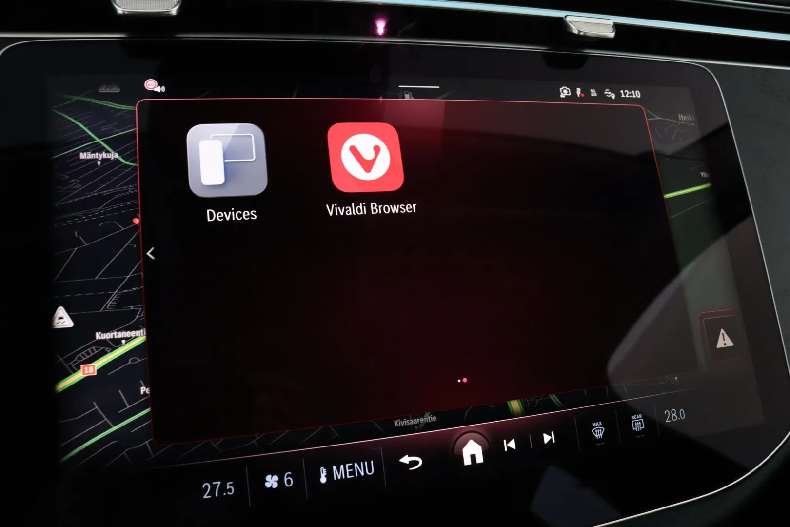 Mercedes-Benz E YXR-146 carousel image