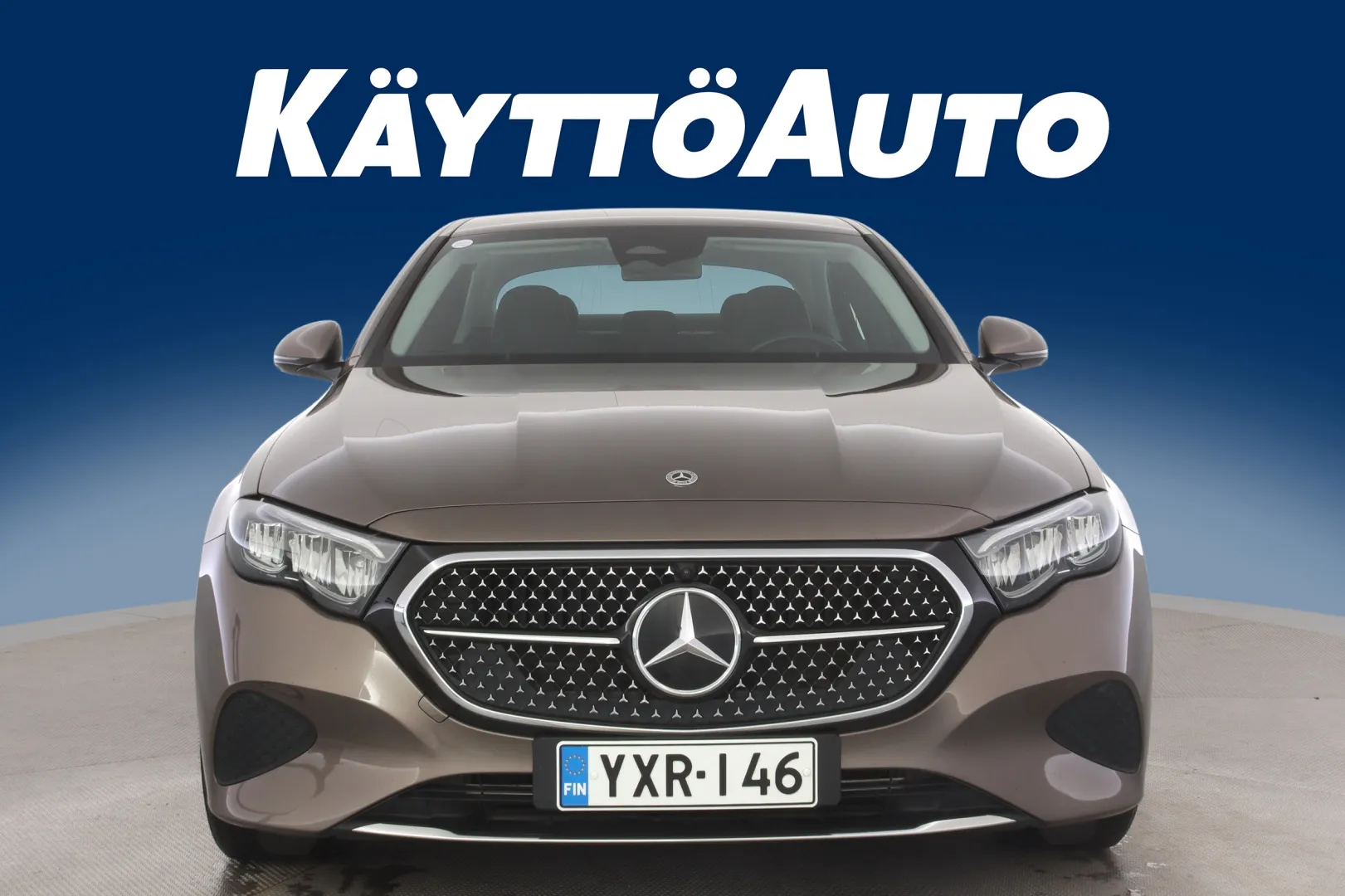 Mercedes-Benz E YXR-146 carousel image