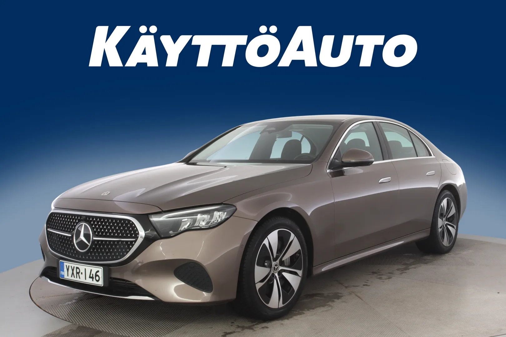 Mercedes-Benz E YXR-146 carousel image