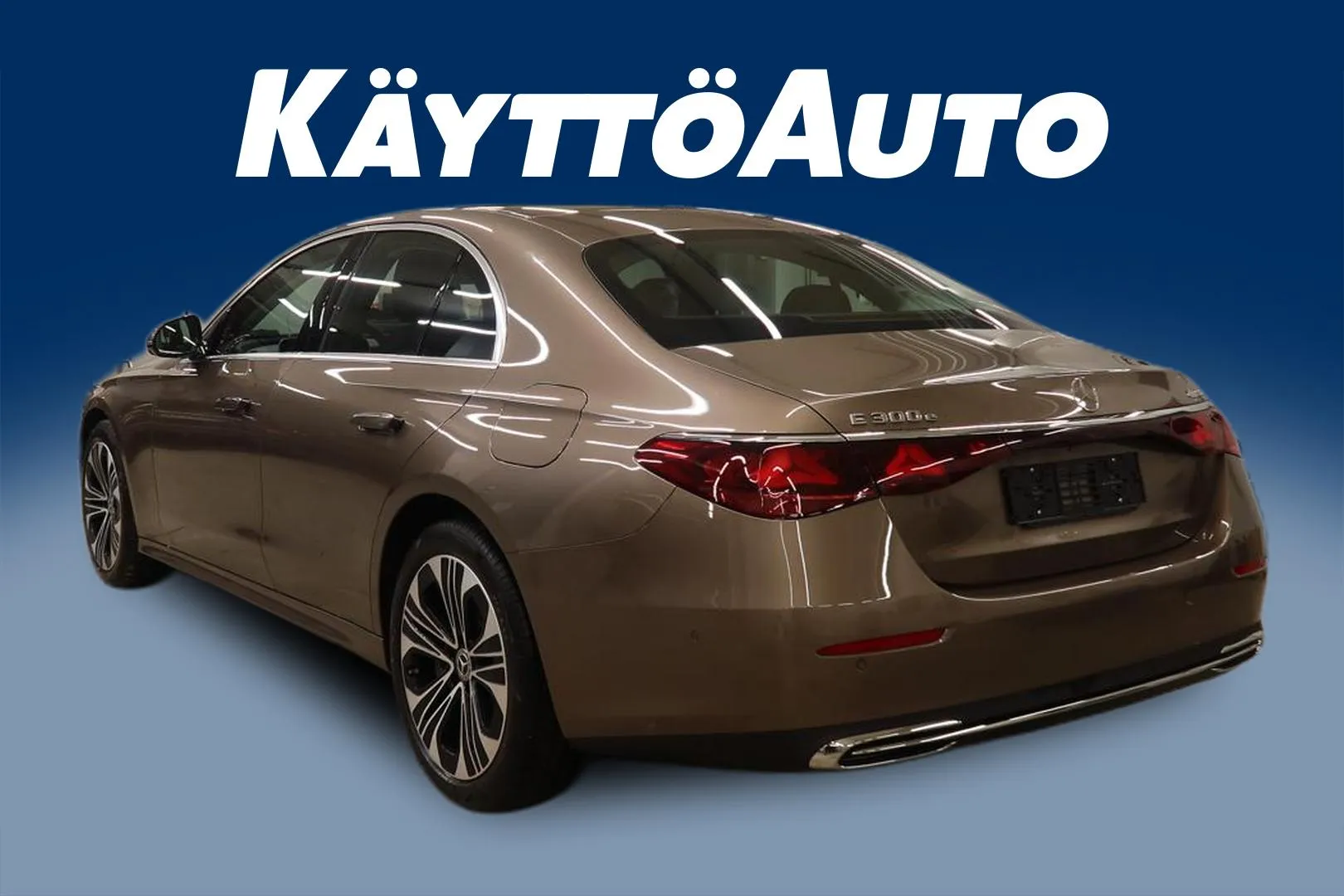 Mercedes-Benz E MRP-244 carousel image