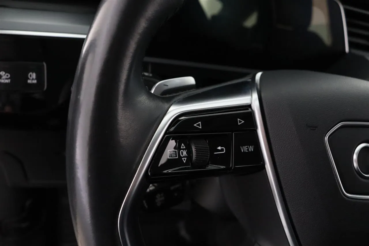 AUDI e-tron KTT-522 carousel image