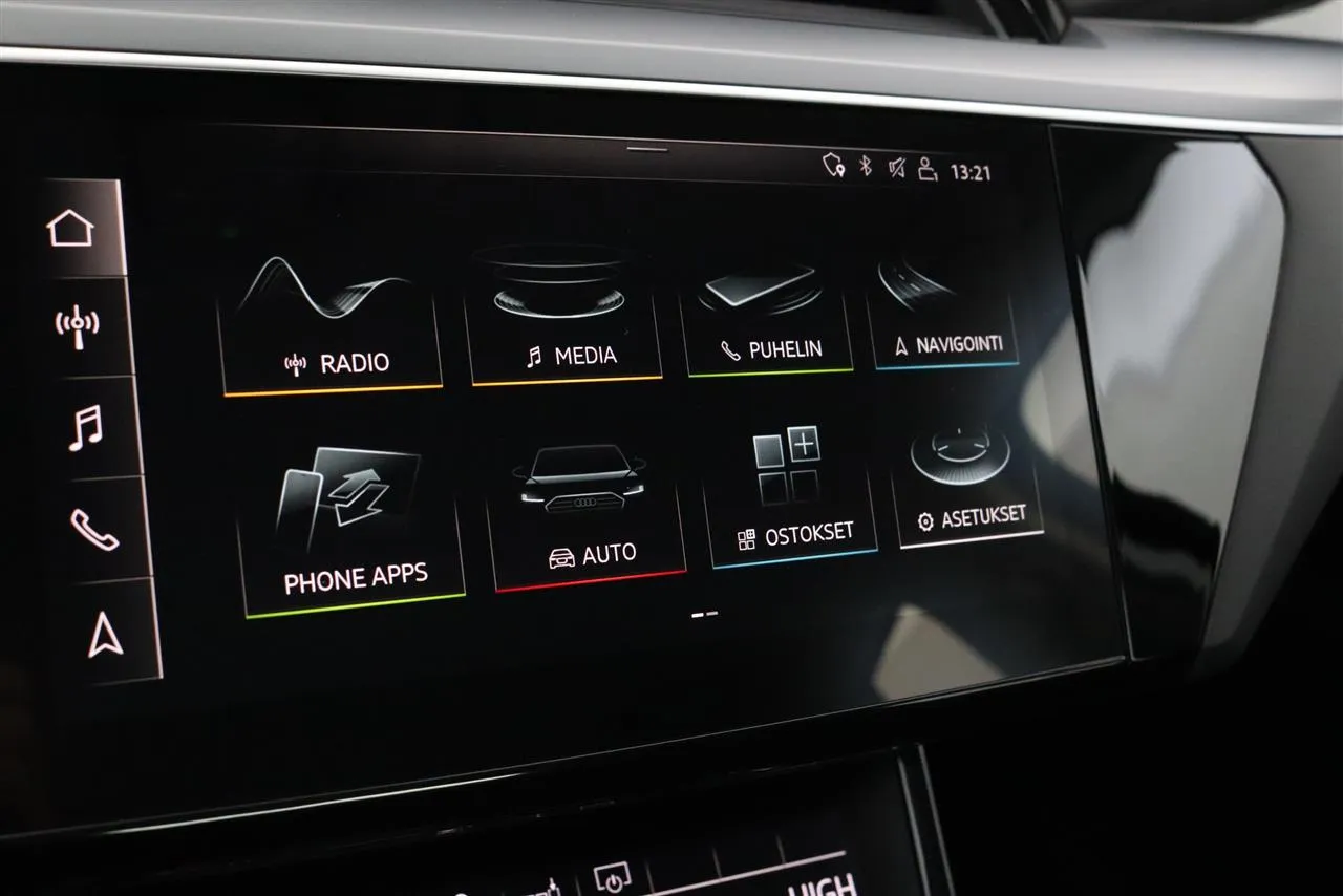 AUDI e-tron KTT-522 carousel image