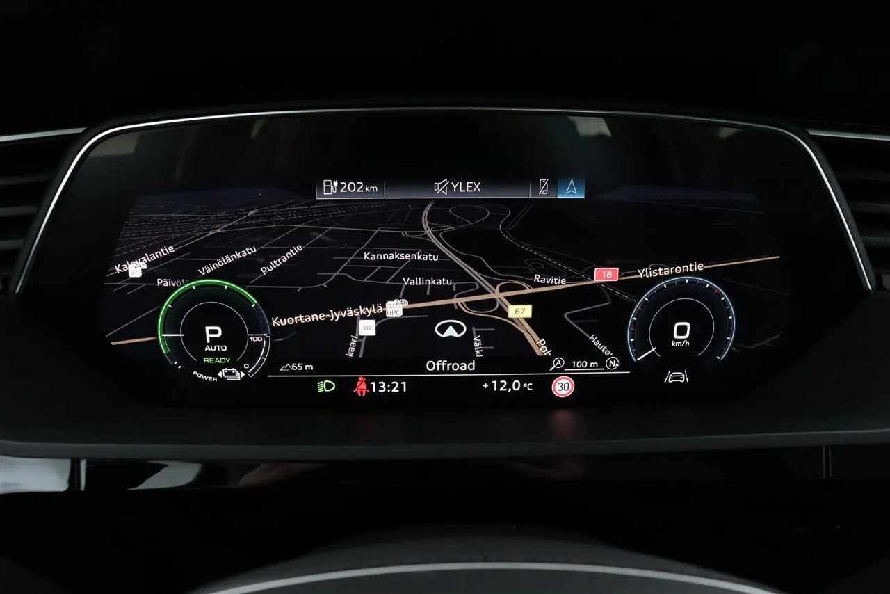 AUDI e-tron KTT-522 carousel image