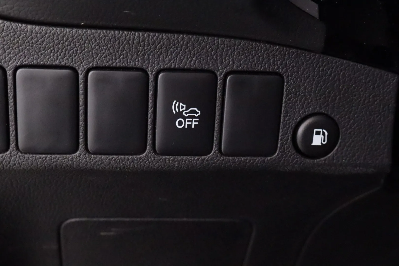 MITSUBISHI Mitsubishi Outlander XRJ-956 carousel image