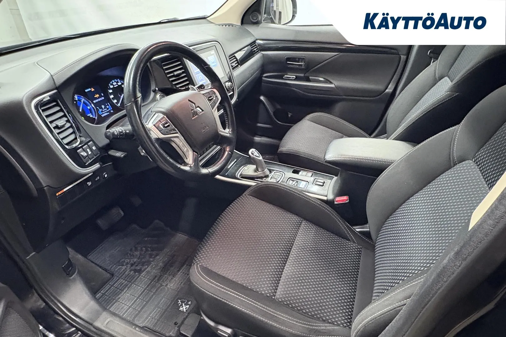 MITSUBISHI Outlander PHEV JLK-102 carousel image