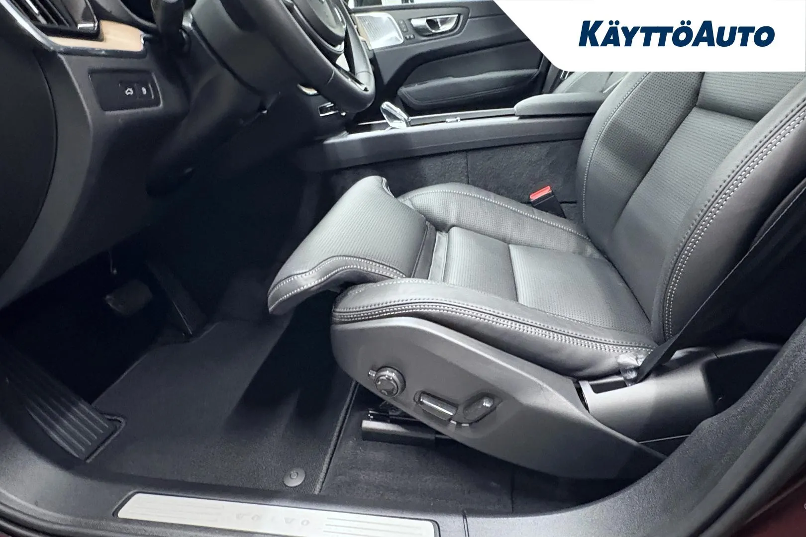 Volvo XC60 ISR-563 carousel image