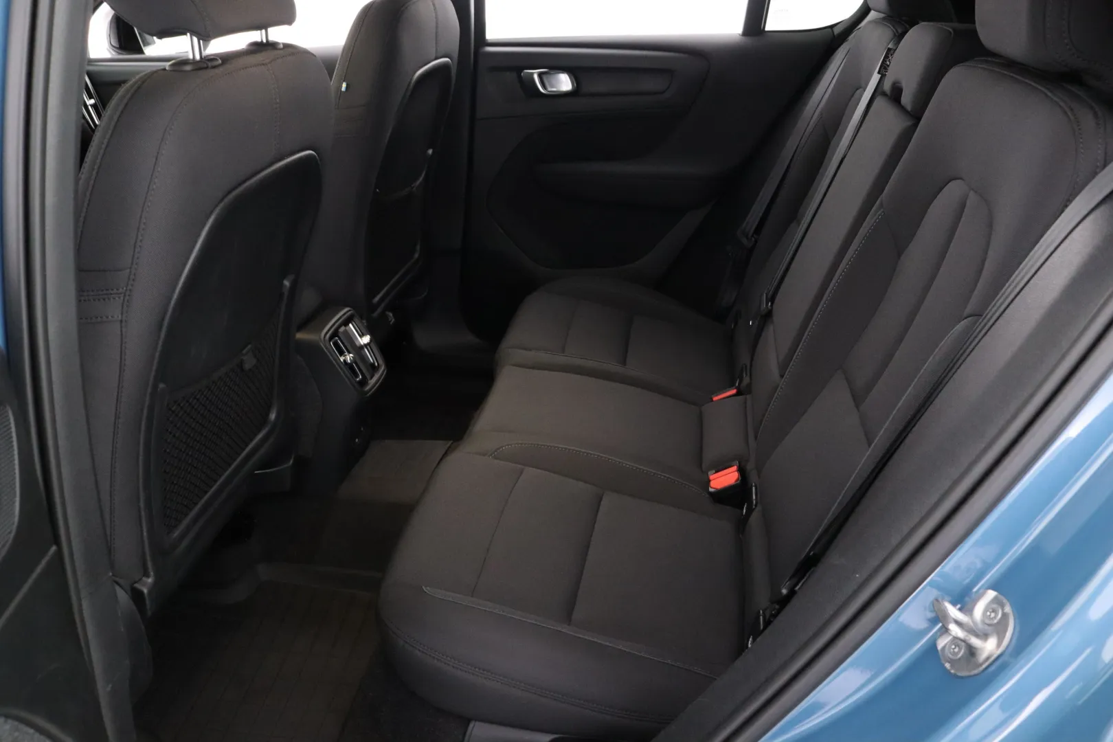 VOLVO C40 XPO-777 carousel image