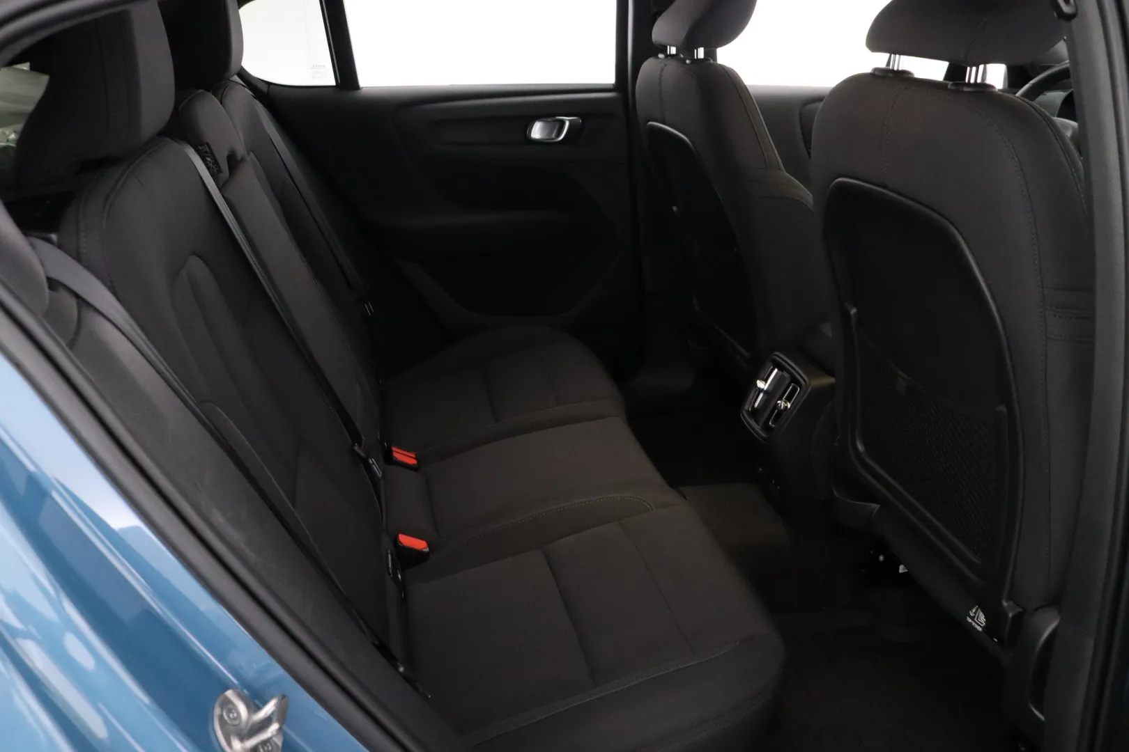 VOLVO C40 XPO-777 carousel image