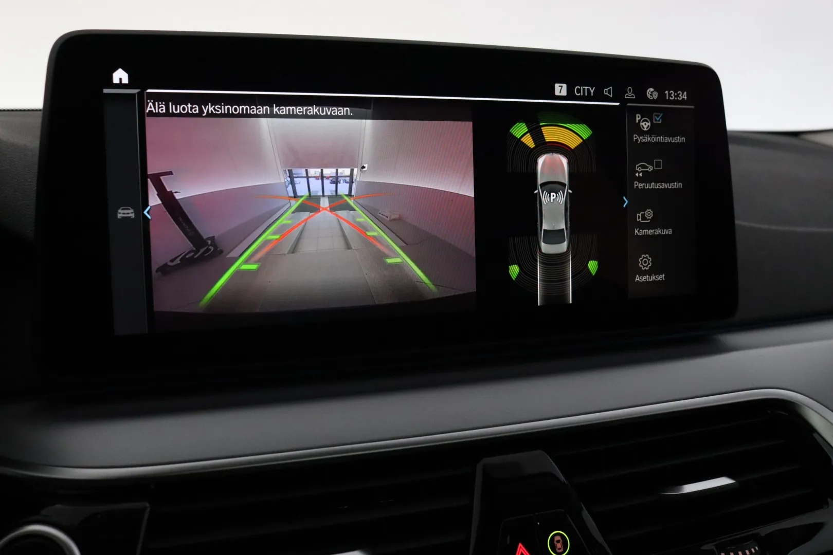 BMW 530 EUB-497 carousel image