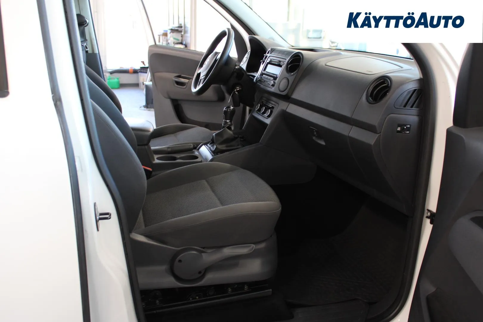 VOLKSWAGEN Amarok CJL-810 carousel image