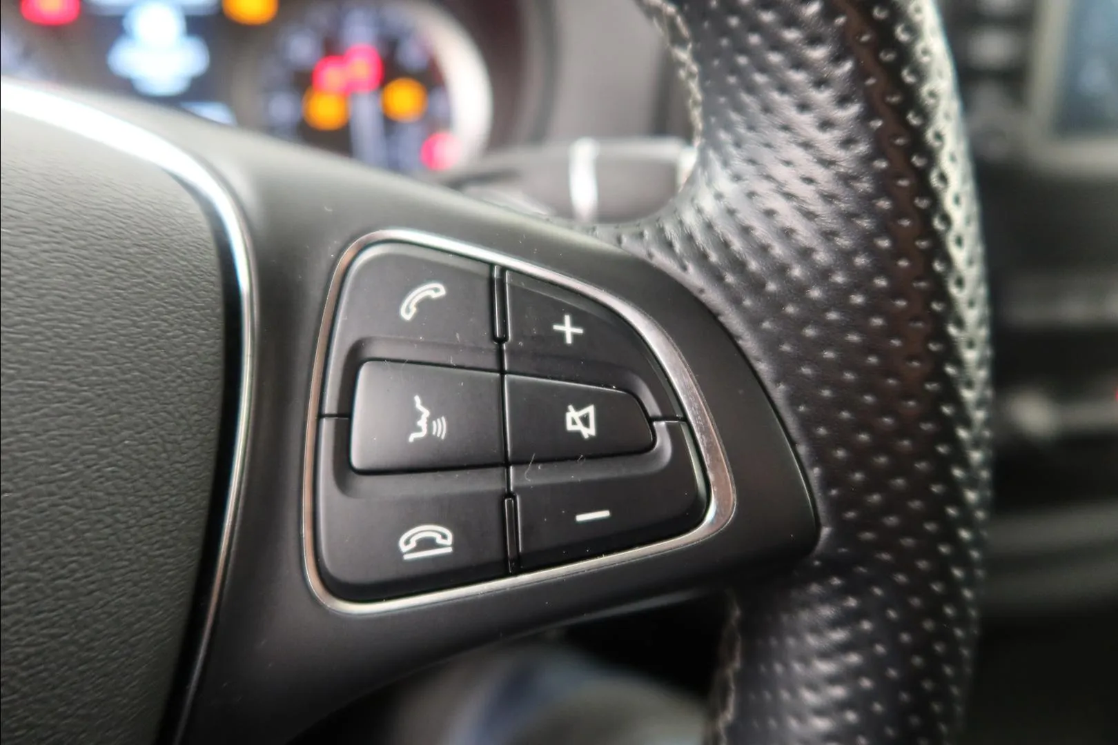 MERCEDES-BENZ Vito YKS-976 carousel image