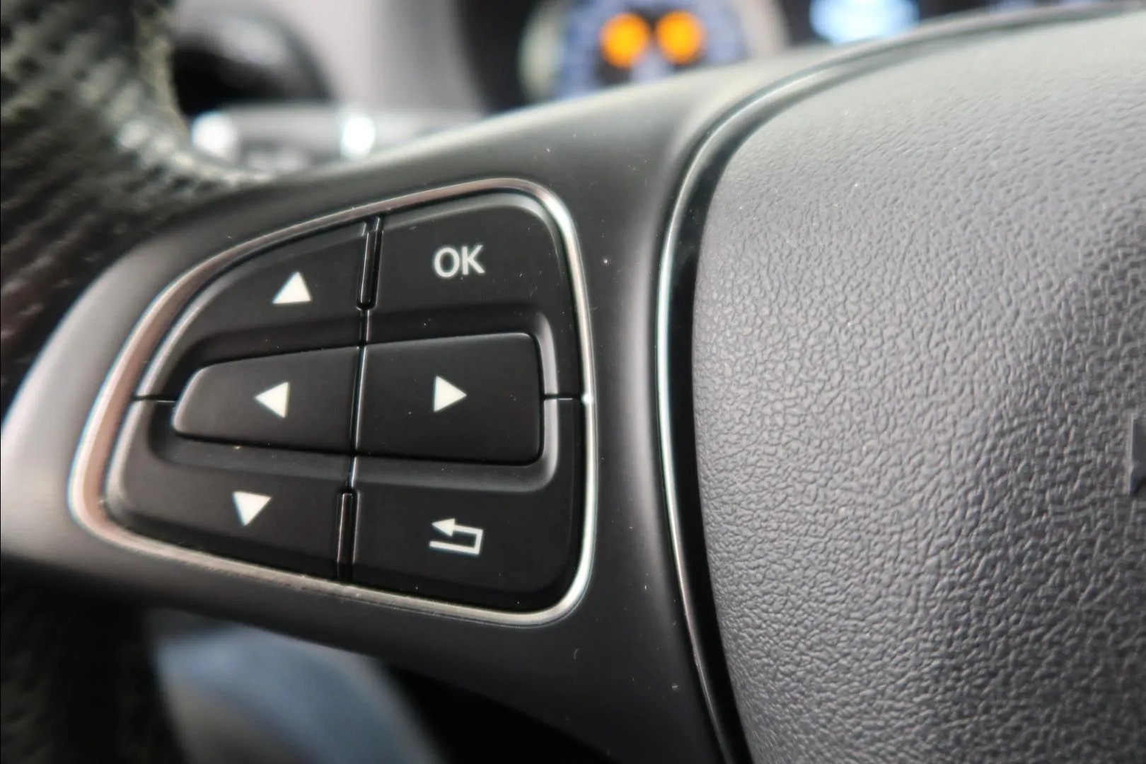 MERCEDES-BENZ Vito YKS-976 carousel image