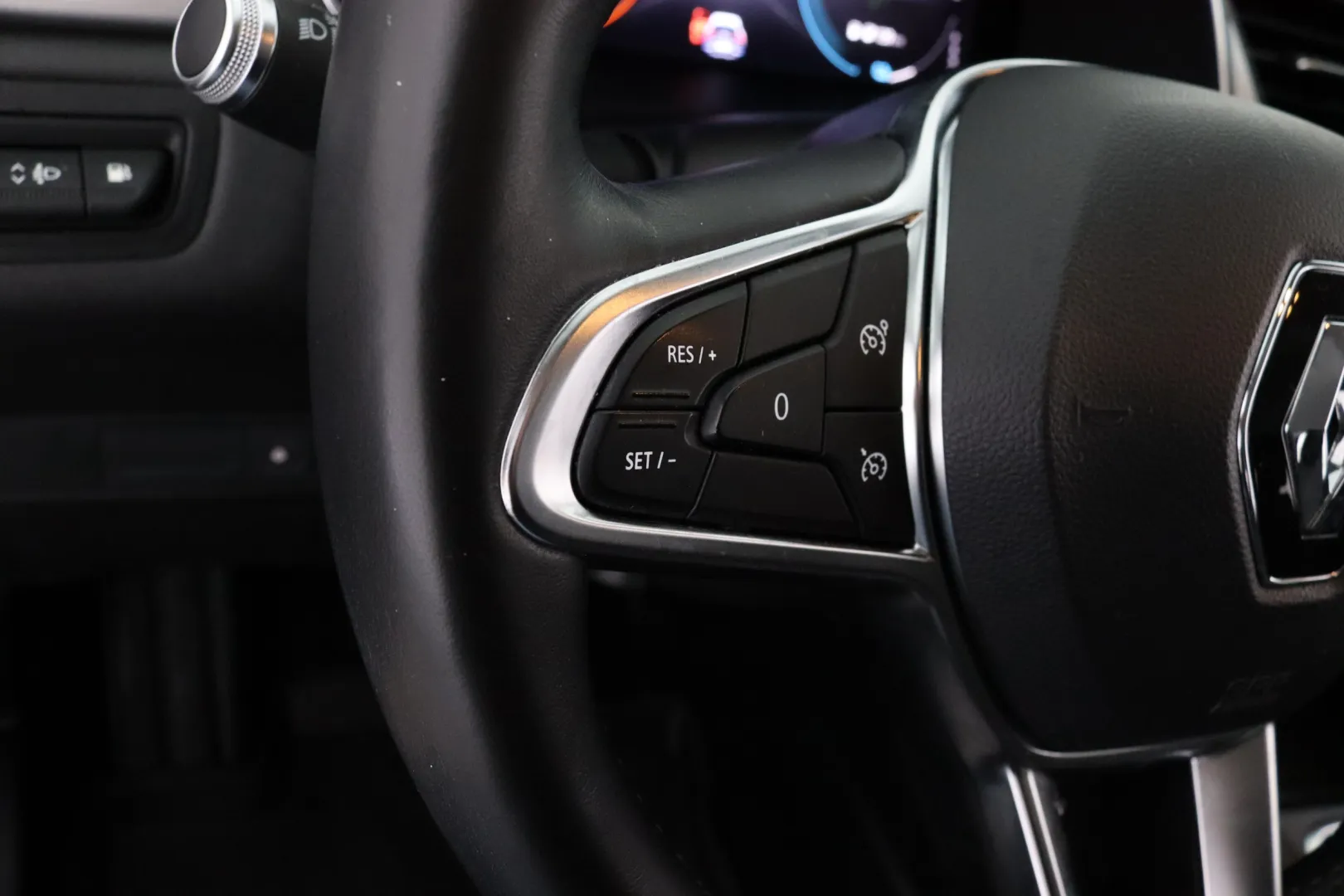 RENAULT Captur CPU-196 carousel image