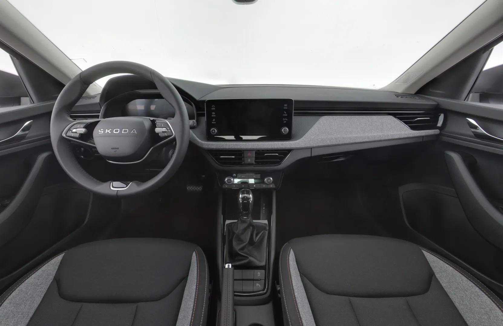 Skoda Kamiq RXU-375 carousel image