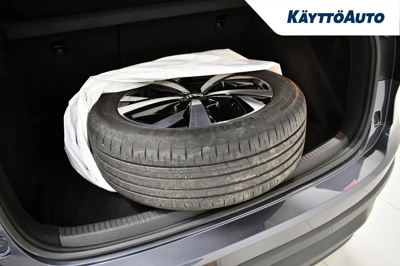 VOLKSWAGEN Taigo XST-792 carousel image