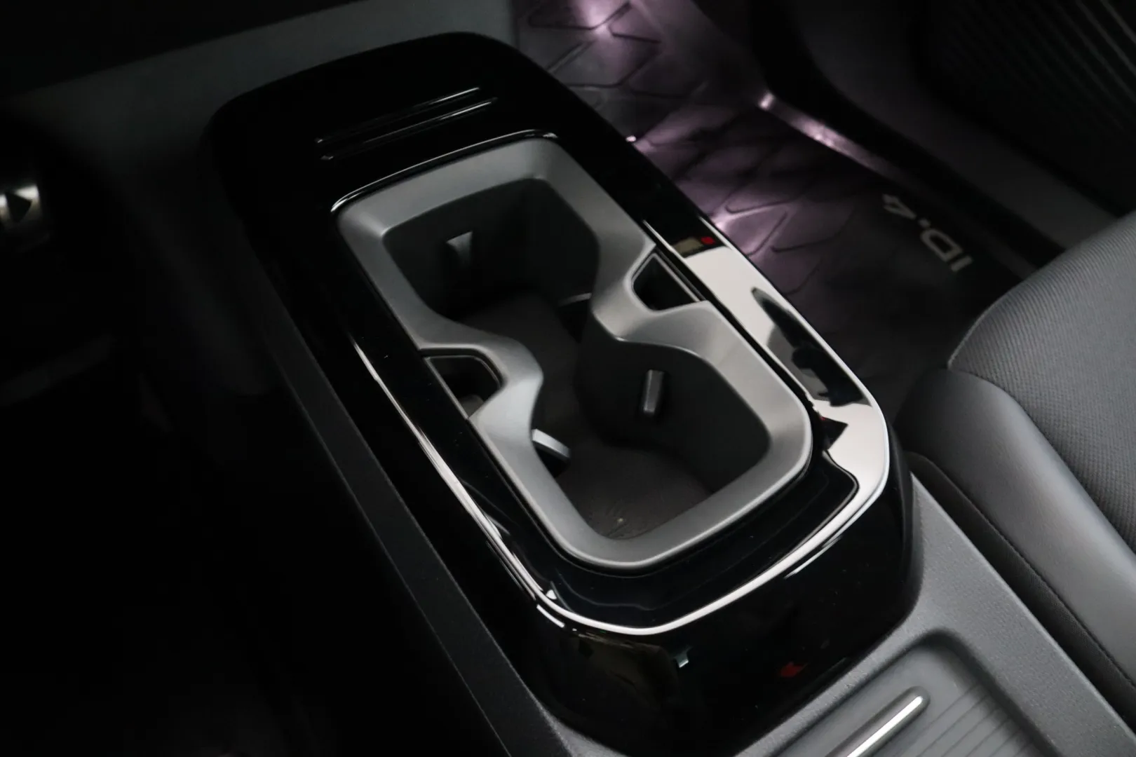 VOLKSWAGEN ID.4 FSL-939 carousel image