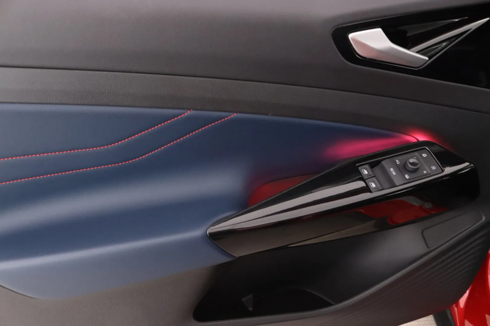 VOLKSWAGEN ID.4 FSL-939 carousel image