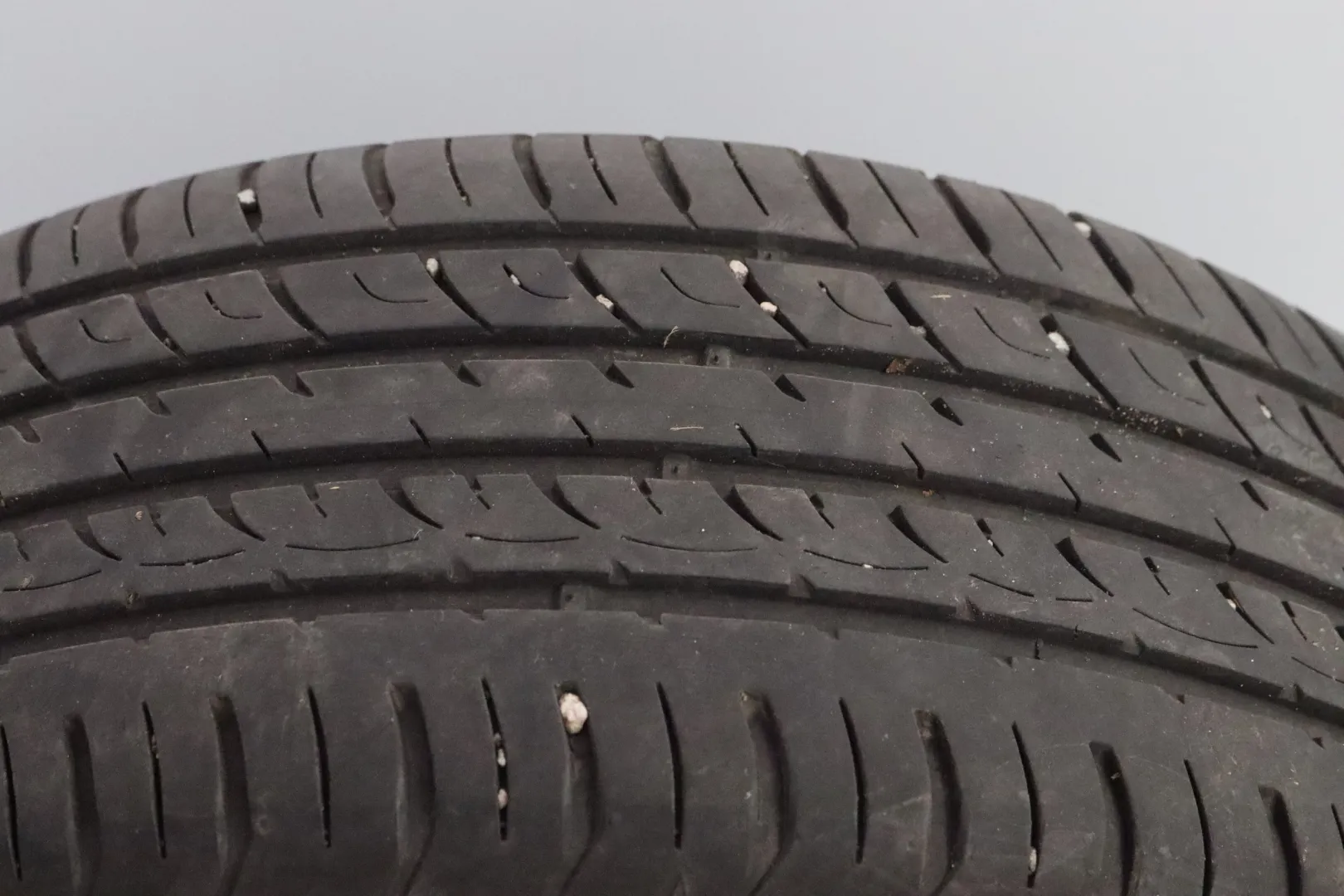 VOLKSWAGEN Passat XNO-236 carousel image