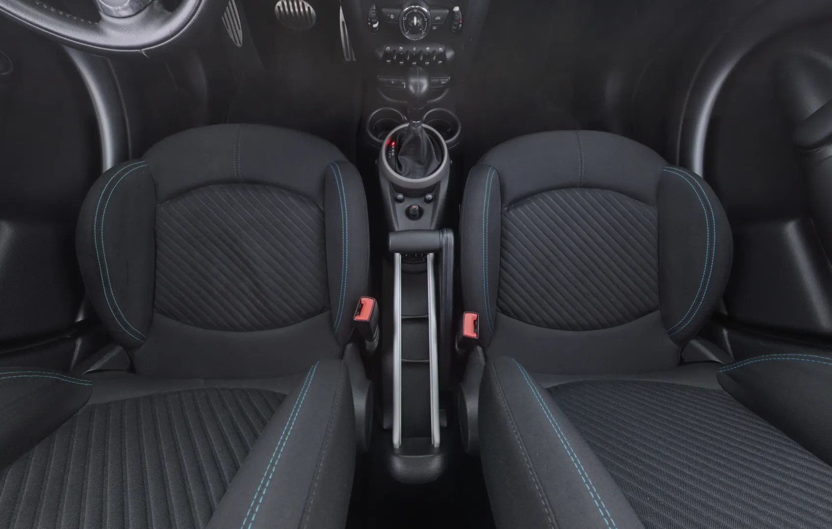 MINI Countryman FMO-581 carousel image