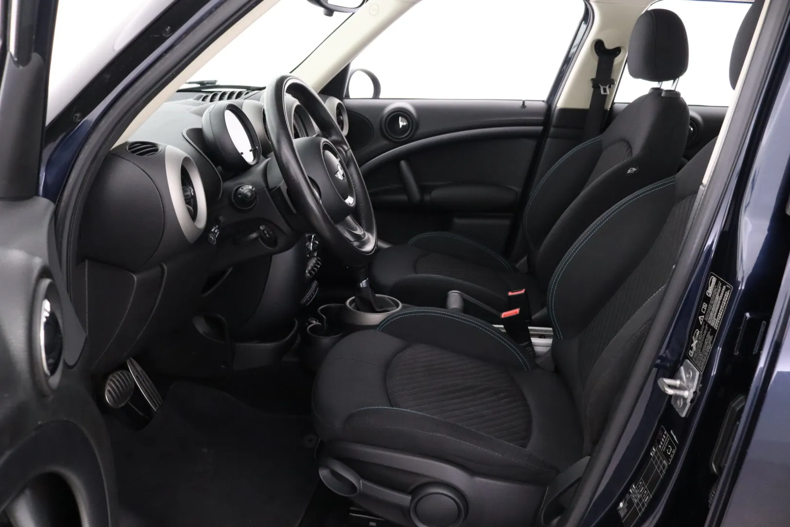 MINI Countryman FMO-581 carousel image