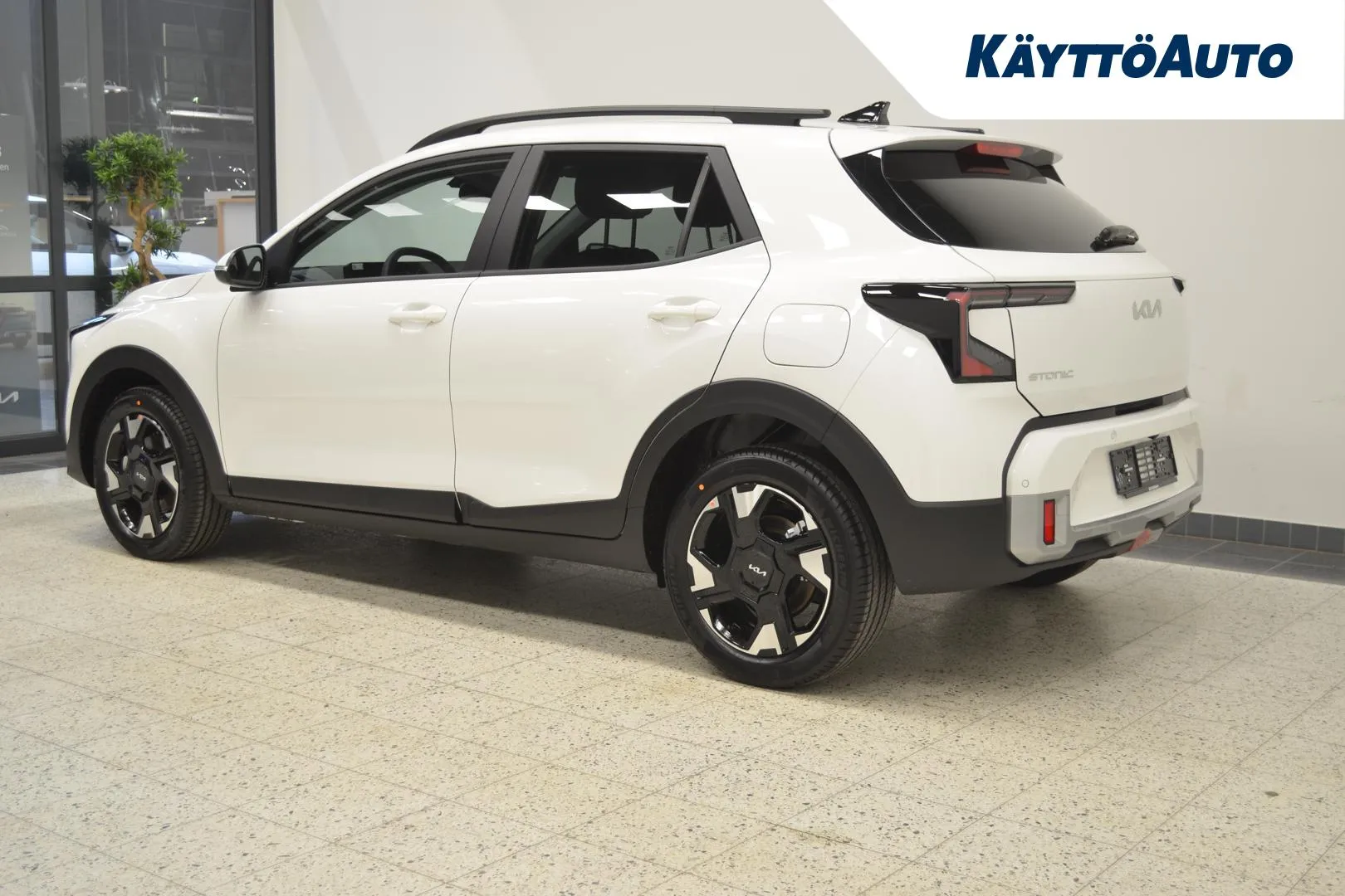 Kia Stonic MRR-215 carousel image