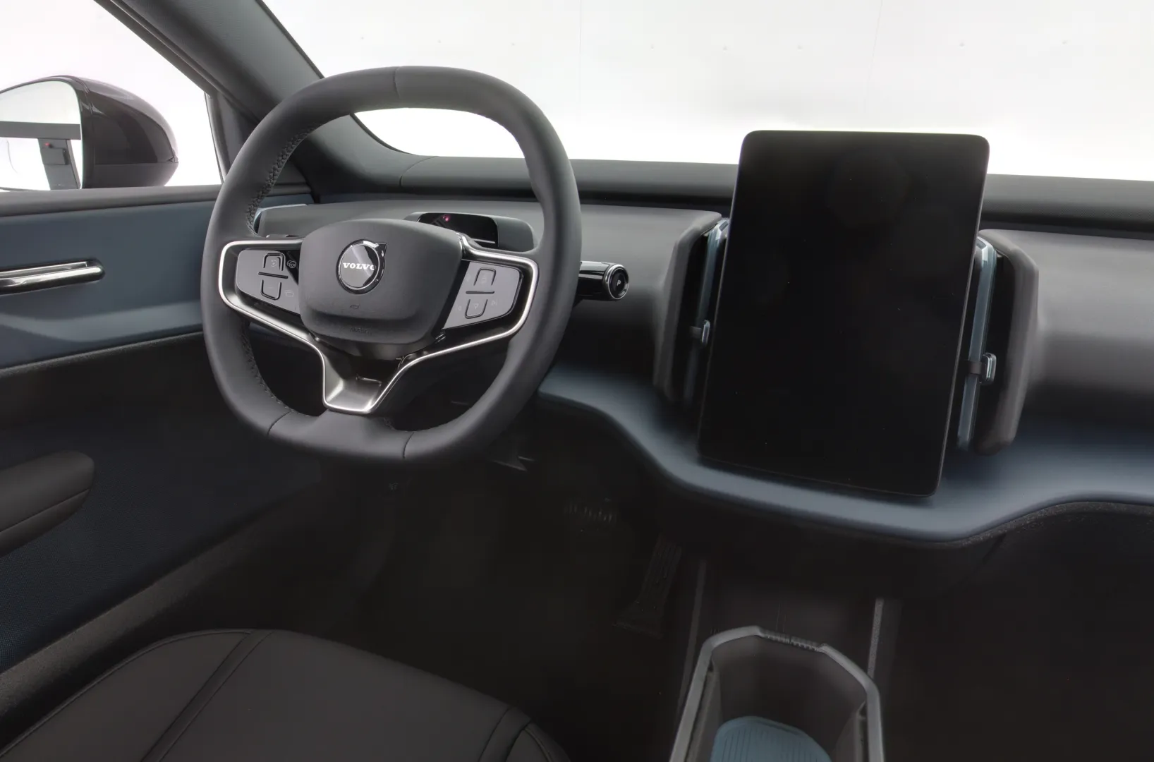 Volvo EX30 RXS-868 carousel image