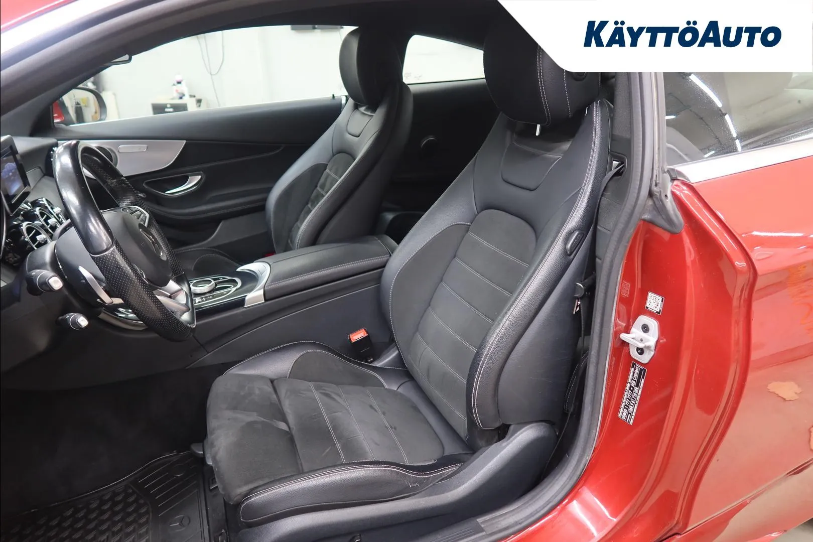 MERCEDES-BENZ C XNT-661 carousel image