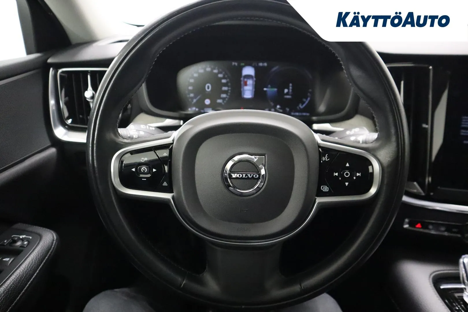 VOLVO V60 YXY-408 carousel image