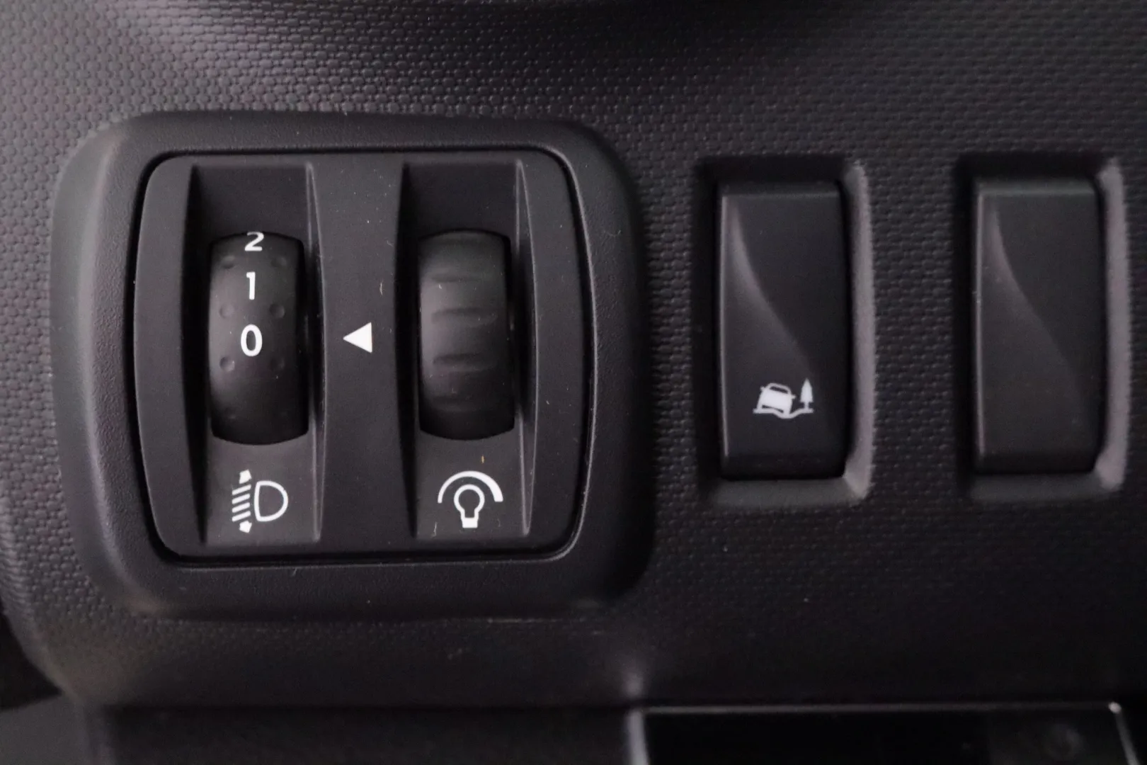 NISSAN NV300 FPV-655 carousel image