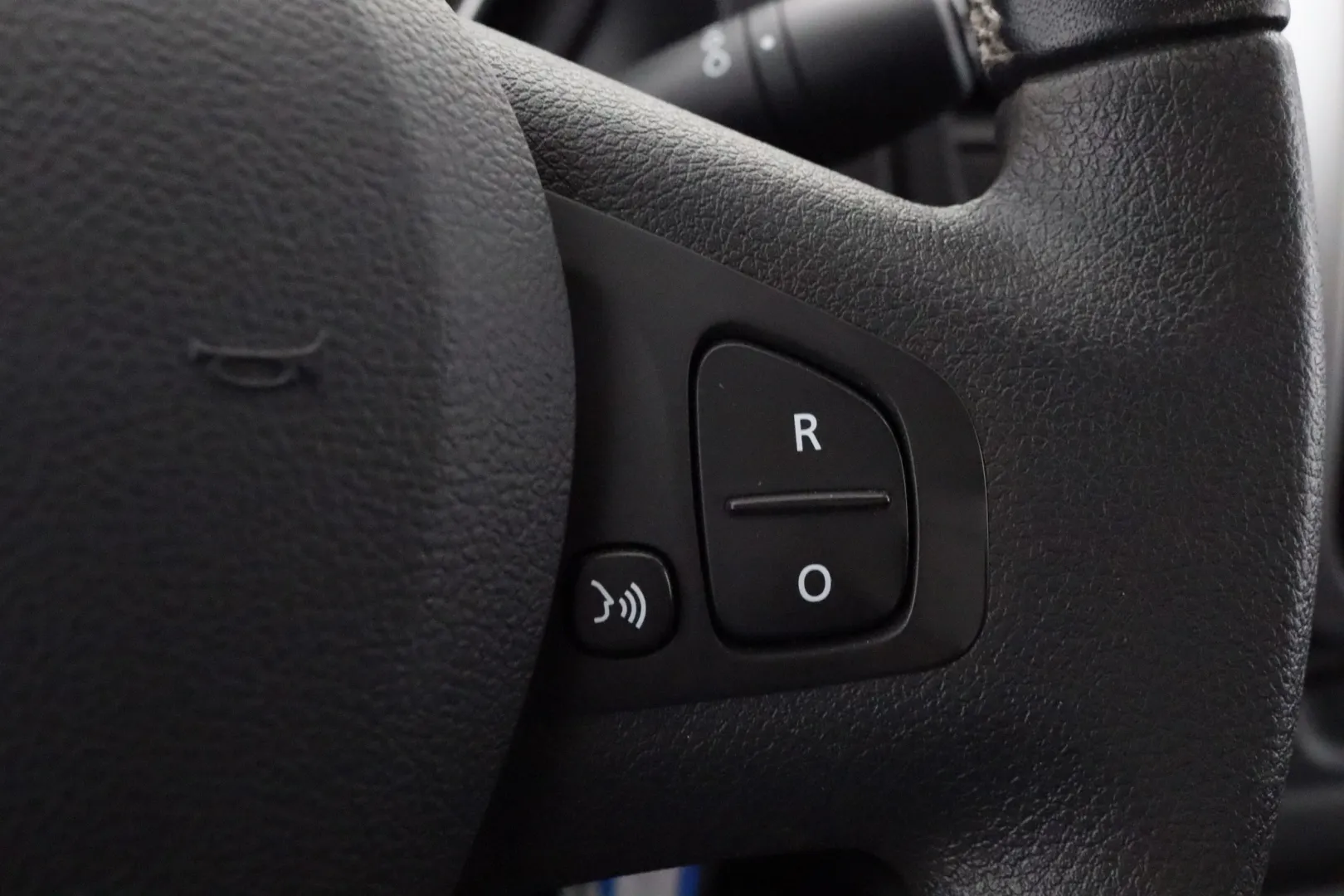 NISSAN NV300 FPV-655 carousel image