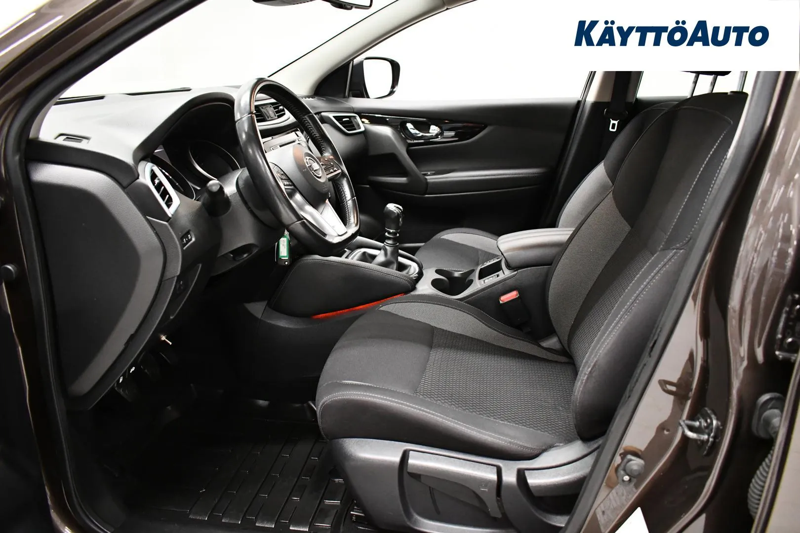 NISSAN Qashqai NLK-565 carousel image