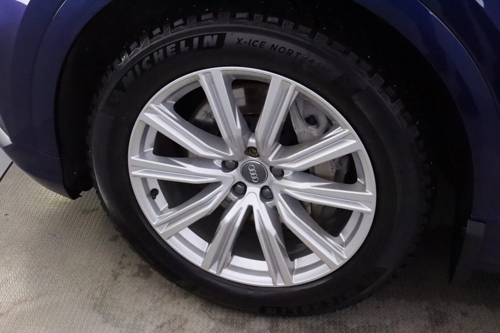 AUDI Q8 YKI-373 carousel image