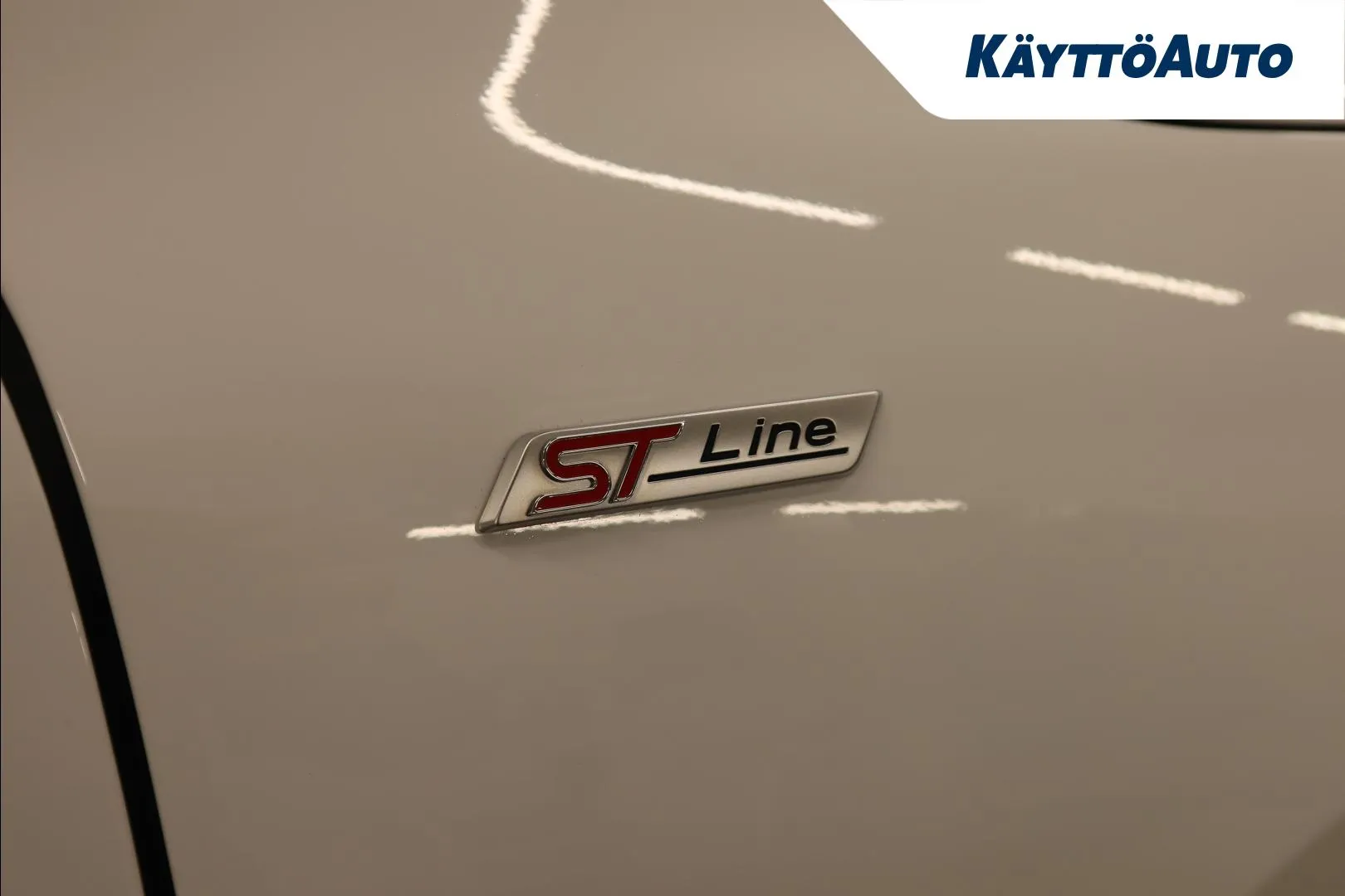 FORD Kuga GZV-747 carousel image