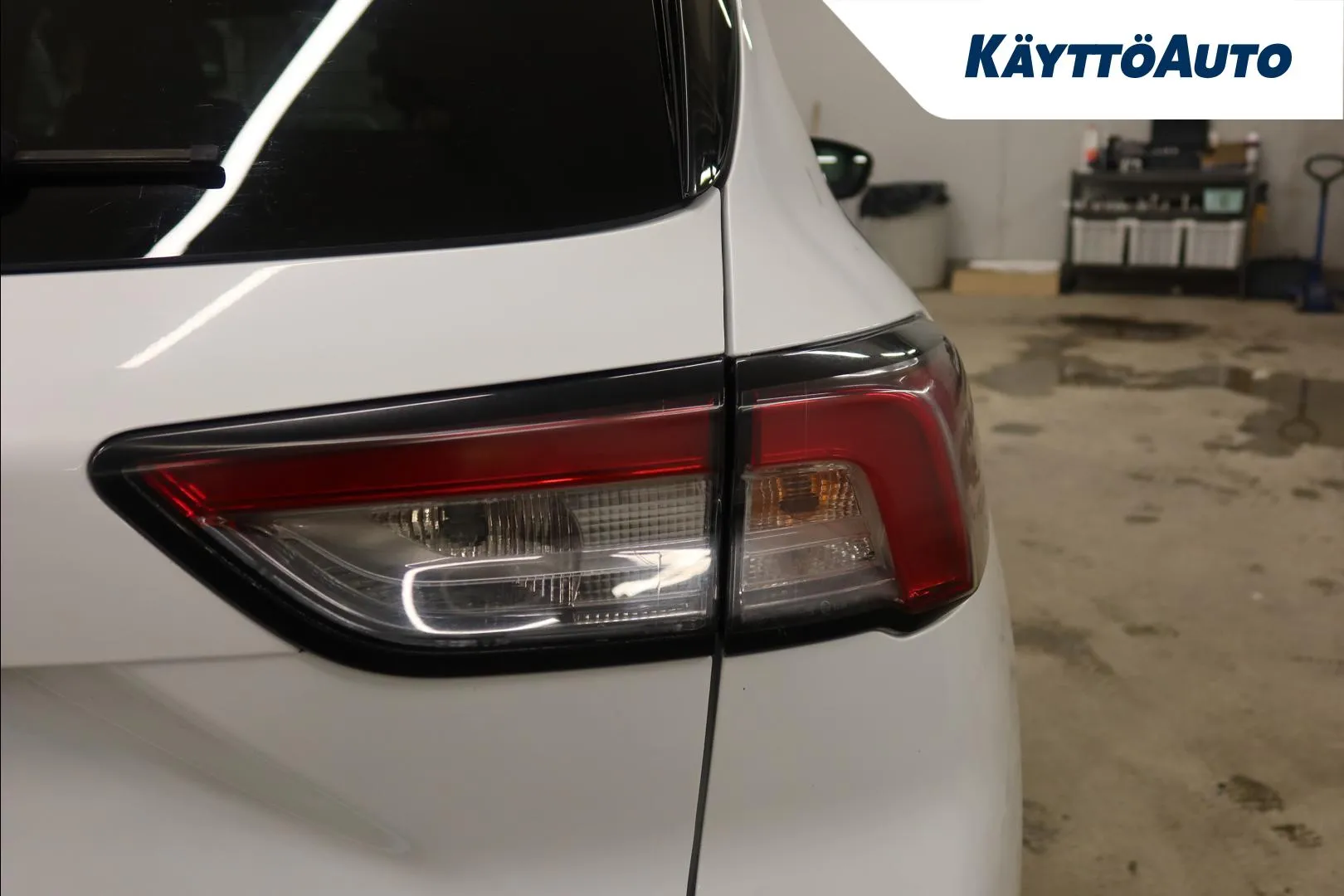 FORD Kuga GZV-747 carousel image