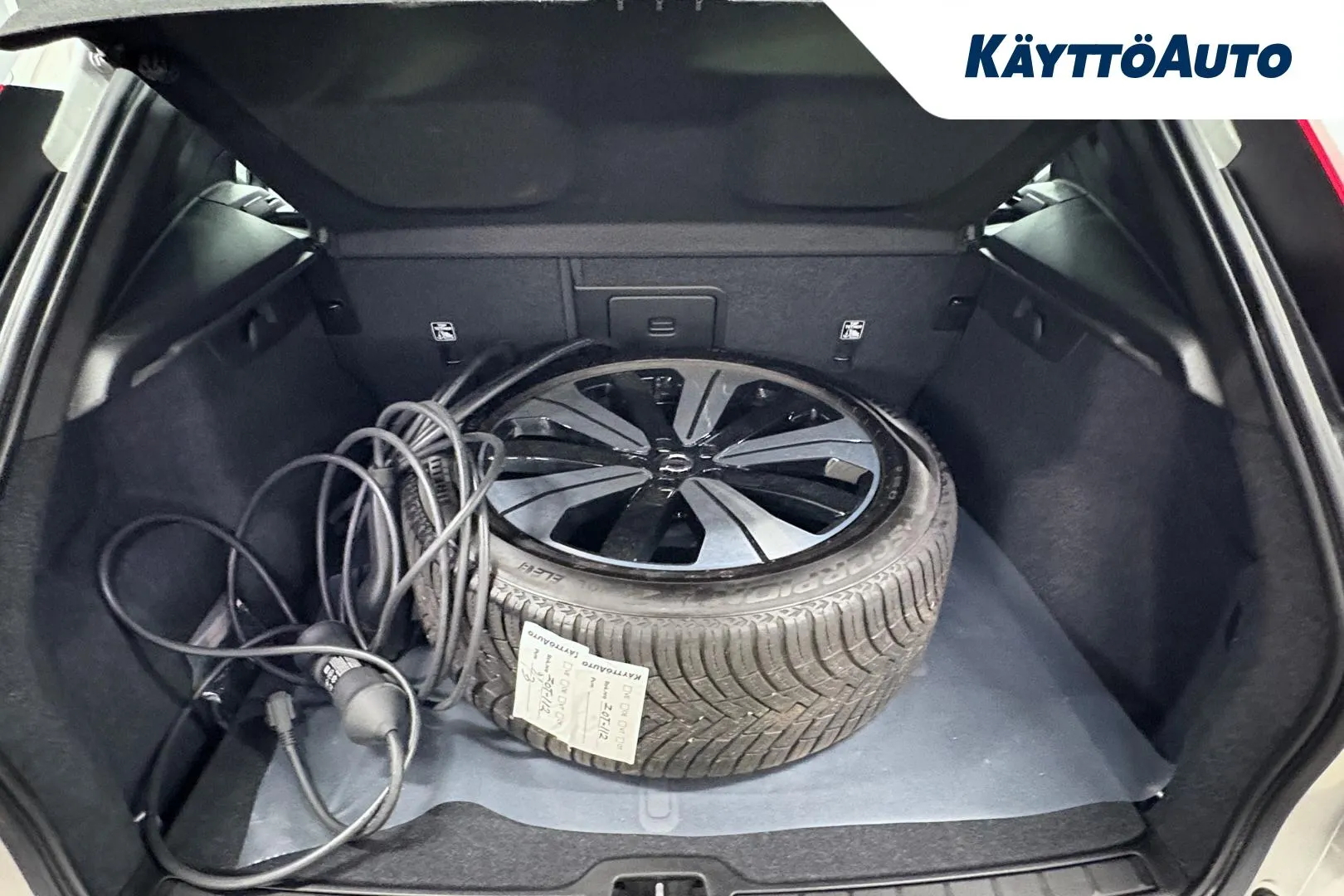 VOLVO XC40 ZOT-112 carousel image