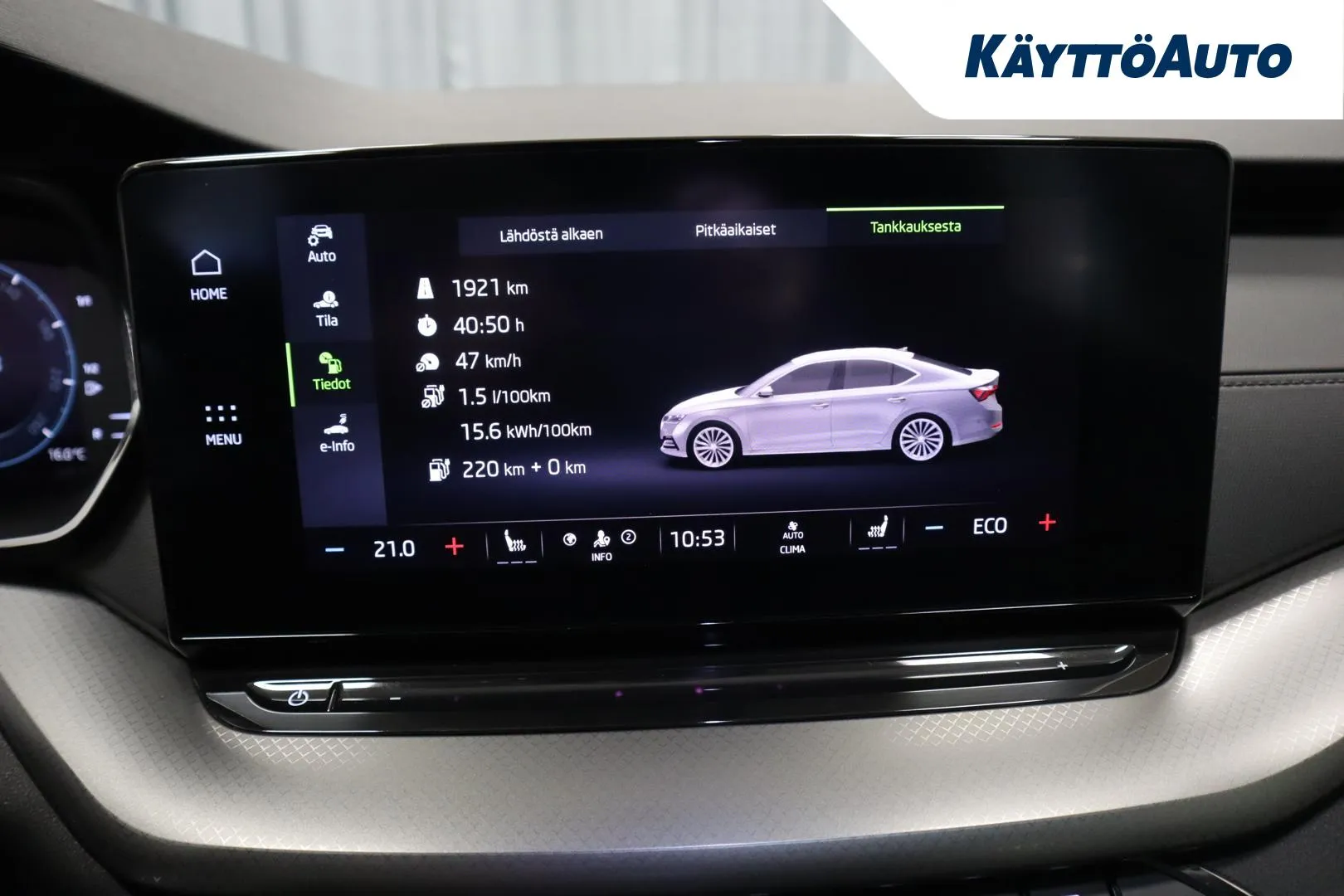 SKODA Octavia ZOU-826 carousel image