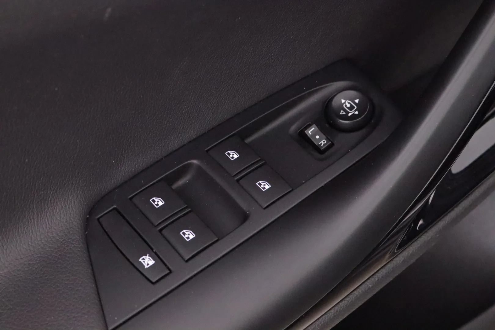 OPEL Astra SNP-415 carousel image