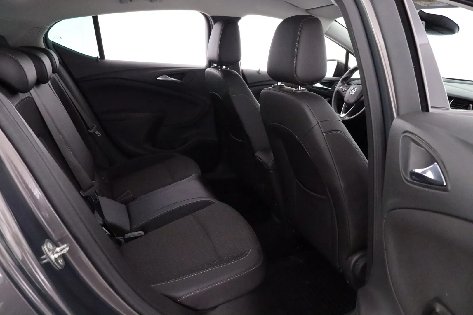 OPEL Astra SNP-415 carousel image