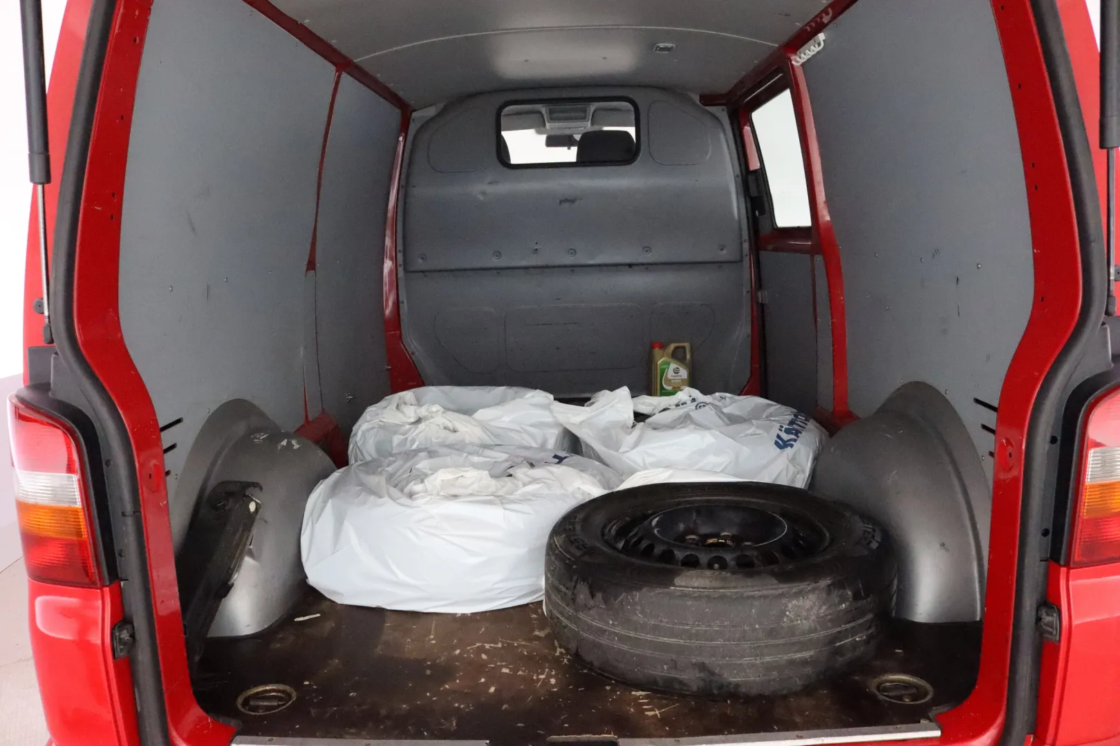 VOLKSWAGEN Transporter LPG-267 carousel image