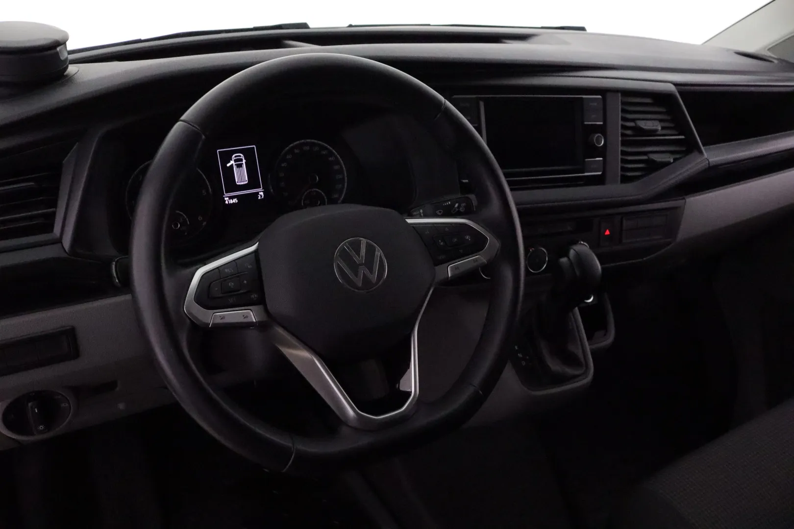 VOLKSWAGEN Transporter YXS-252 carousel image