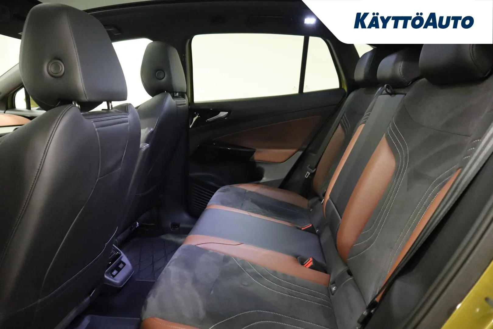 VOLKSWAGEN ID.4 KVZ-422 carousel image