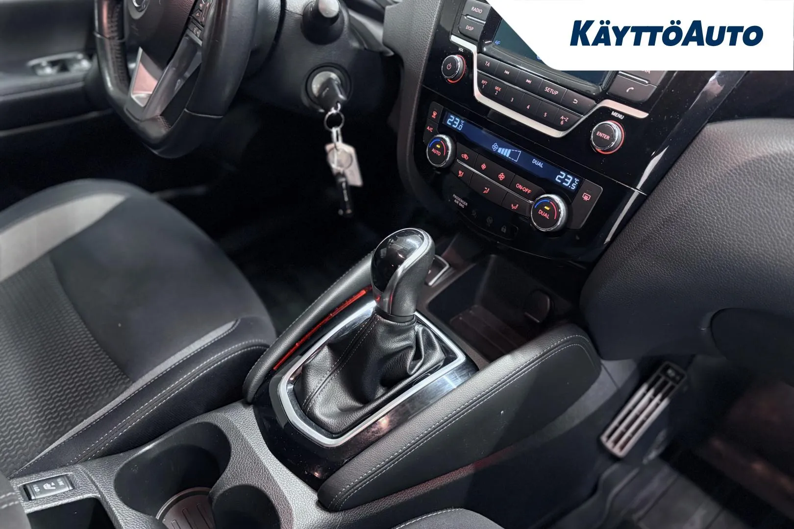 NISSAN Qashqai IOA-388 carousel image