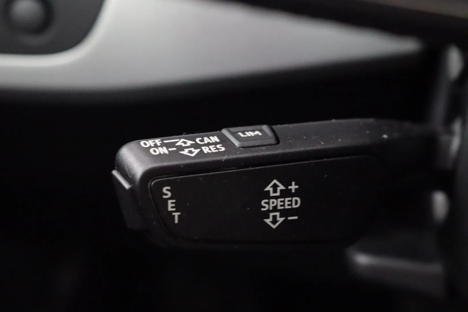 AUDI A4 allroad quattro SMN-263 carousel image