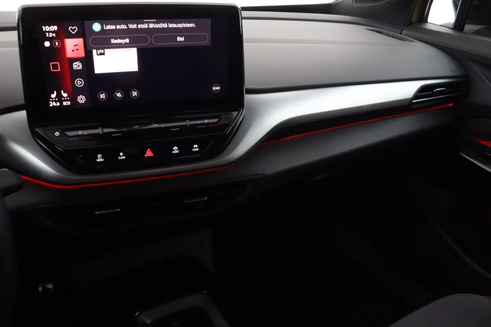 VOLKSWAGEN ID.4 XXJ-136 carousel image