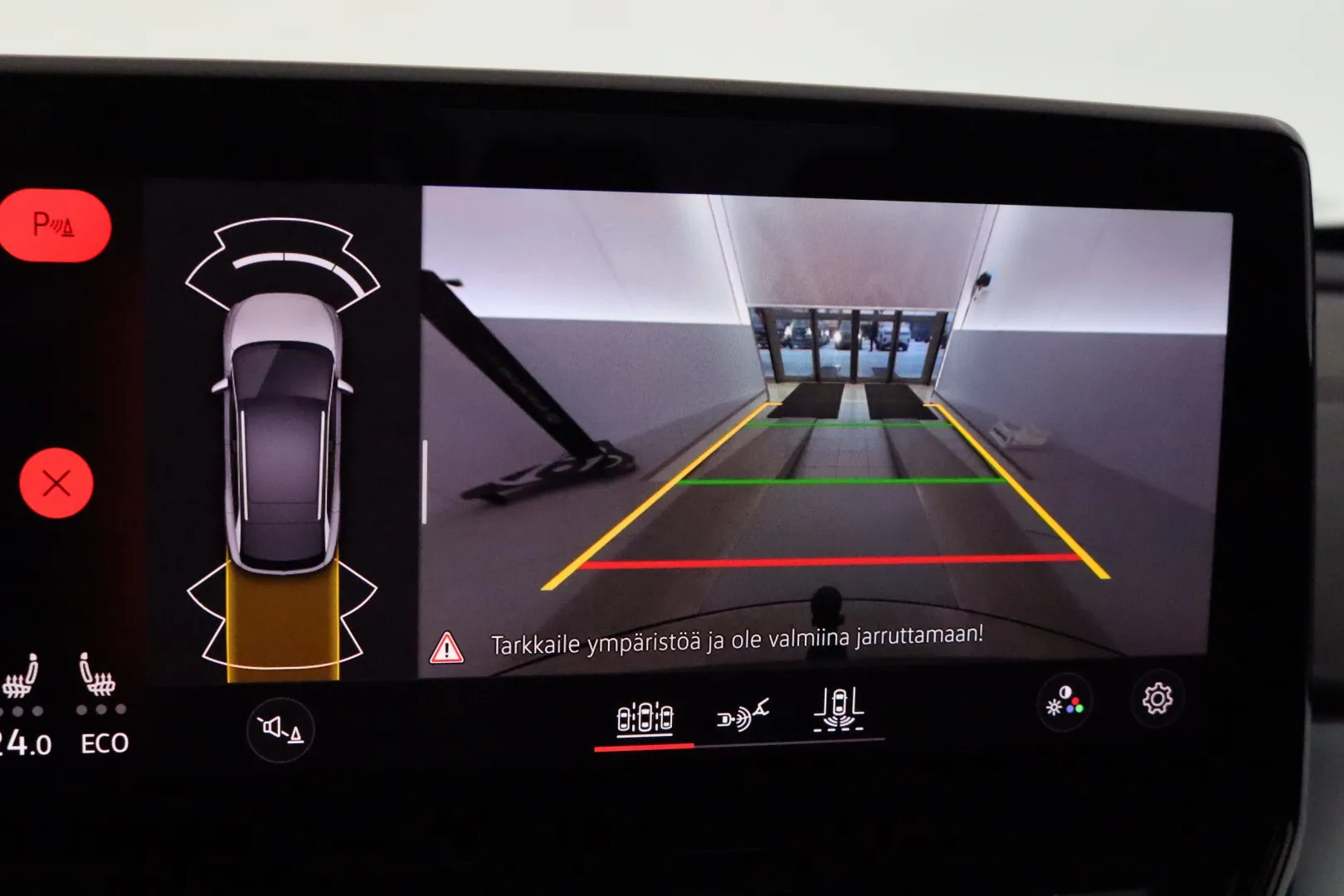 VOLKSWAGEN ID.4 XXJ-136 carousel image